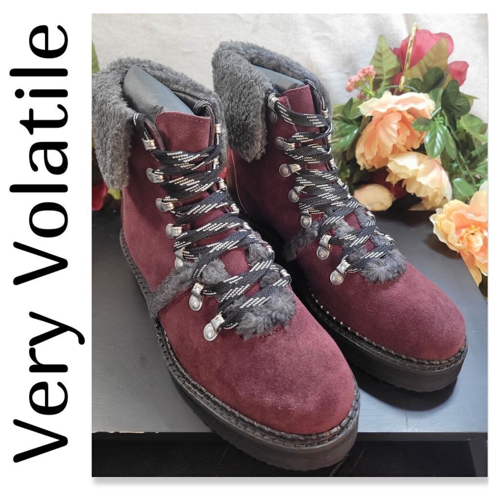 NIB Very Volatile Tonkin Hiker Boot Burgandy